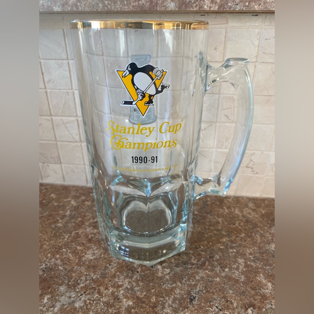 Pittsburgh Penguins 1990-91 Stanley Cup Commemorative Mug.